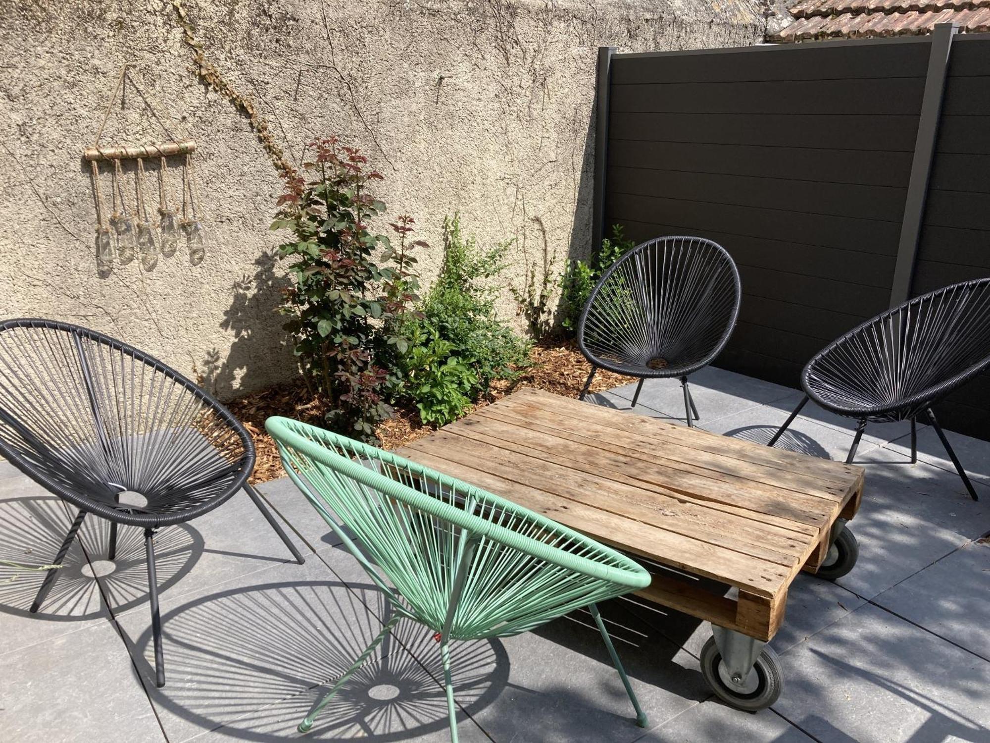 Location Appartement Des Pyrenees Borderes-sur-l'Echez Zewnętrze zdjęcie